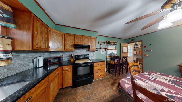 391 Starlight Drive, Shirley, NY 11967