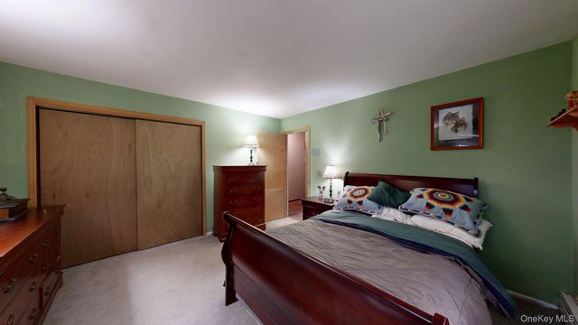 391 Starlight Drive, Shirley, NY 11967