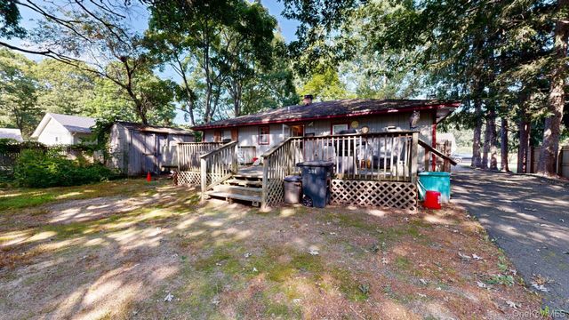 391 Starlight Drive, Shirley, NY 11967