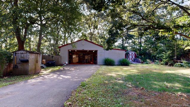 391 Starlight Drive, Shirley, NY 11967