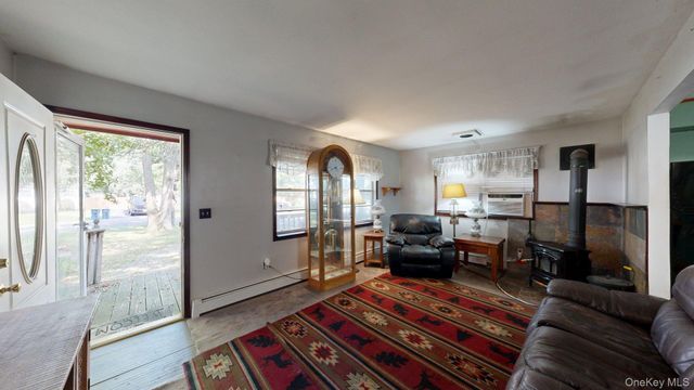 391 Starlight Drive, Shirley, NY 11967