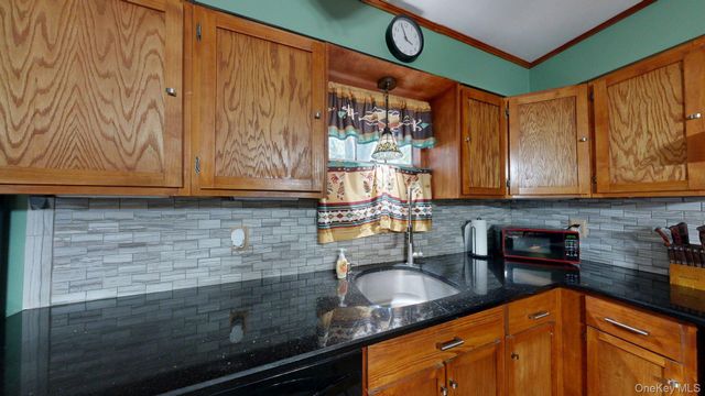 391 Starlight Drive, Shirley, NY 11967