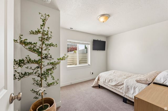 236 W PRICKLY PEAR DR, Saratoga Springs, UT 84045