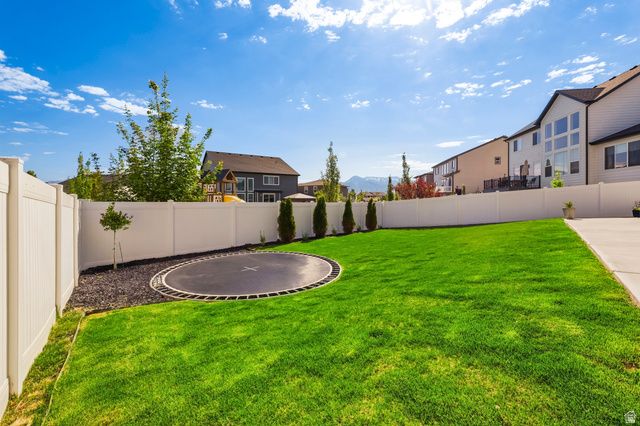 236 W PRICKLY PEAR DR, Saratoga Springs, UT 84045