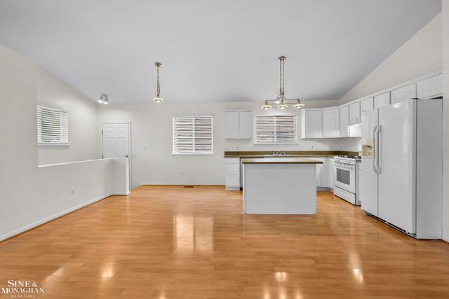 27750 Glenwood Street, Saint Clair Shores, MI 48081