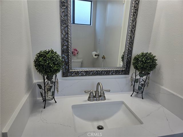 11311 Tampa Avenue 46, Porter Ranch, CA 91326