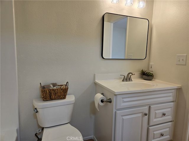 11311 Tampa Avenue 46, Porter Ranch, CA 91326