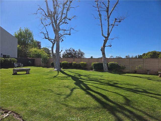 11311 Tampa Avenue 46, Porter Ranch, CA 91326