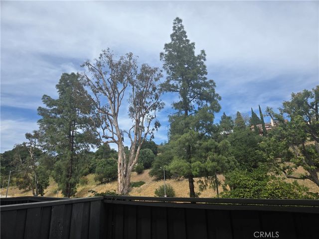 11311 Tampa Avenue 46, Porter Ranch, CA 91326