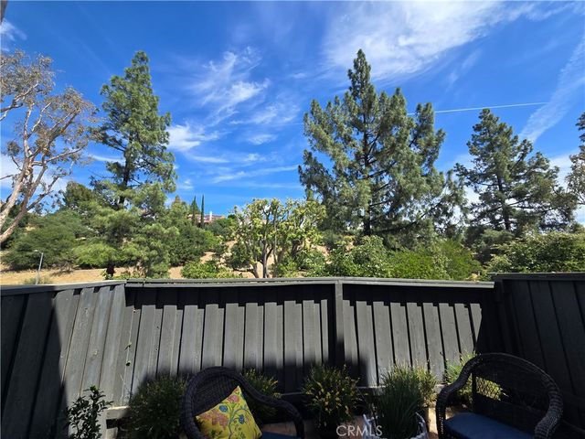 11311 Tampa Avenue 46, Porter Ranch, CA 91326