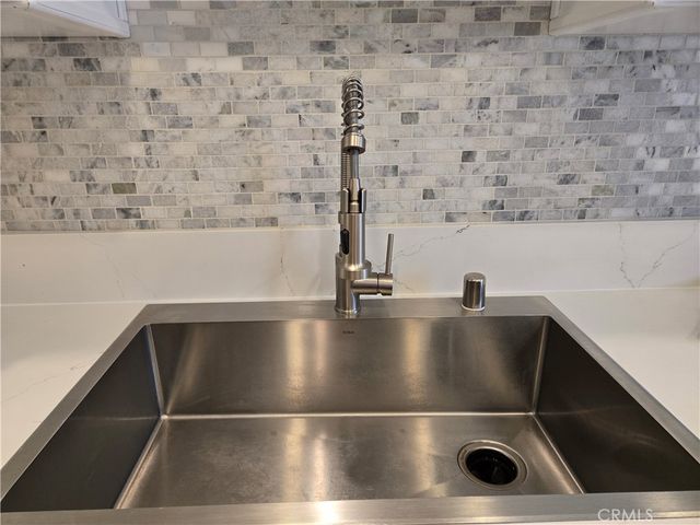 11311 Tampa Avenue 46, Porter Ranch, CA 91326