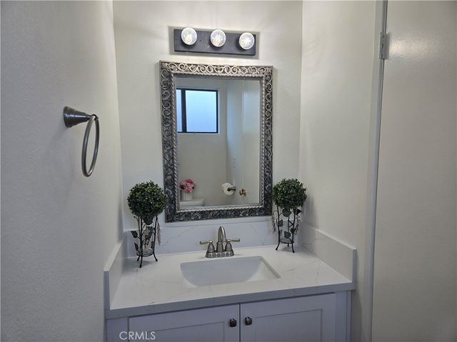 11311 Tampa Avenue 46, Porter Ranch, CA 91326