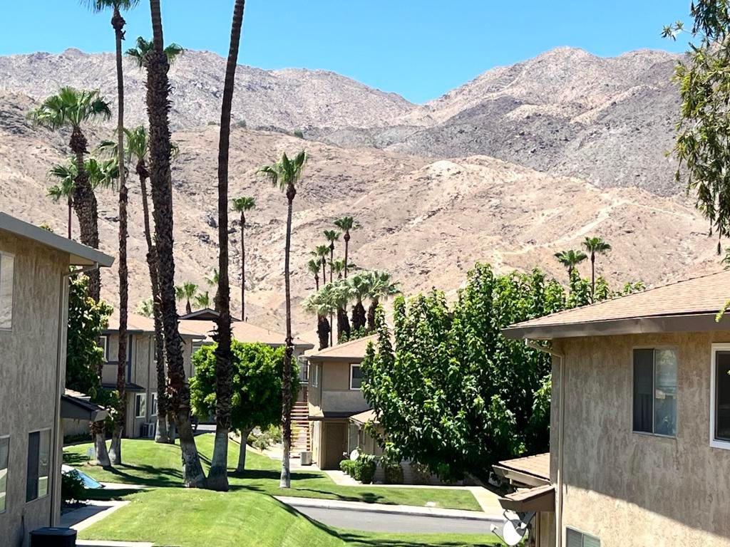 46835 Highway 74 4, Palm Desert, CA 92260