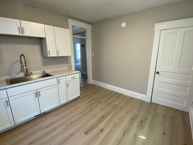 618 Douglas Court, Davenport, IA 52803