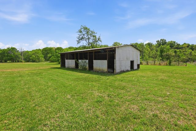 826 Old Rome Pike, Lebanon, TN 37087