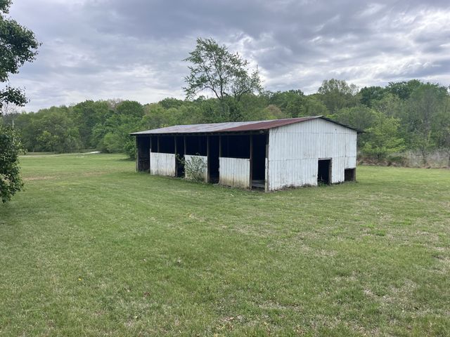826 Old Rome Pike, Lebanon, TN 37087