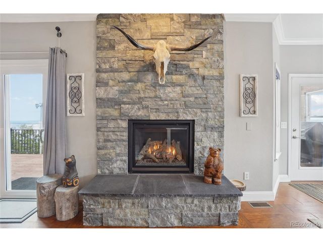 13084 Deer Ridge Way, Larkspur, CO 80118