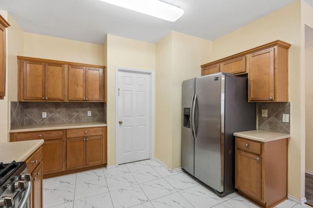 1512 Sweet Leaf LN, Pflugerville, TX 78660