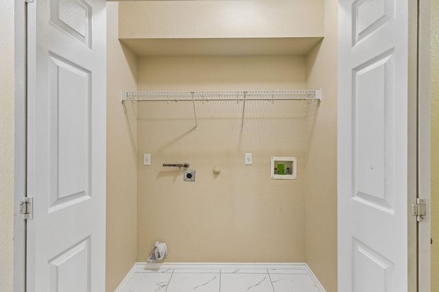 1512 Sweet Leaf LN, Pflugerville, TX 78660