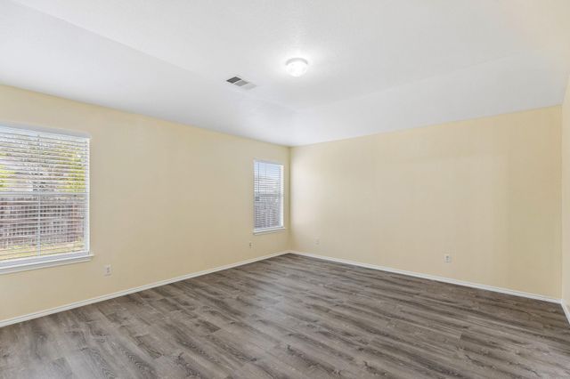 1512 Sweet Leaf LN, Pflugerville, TX 78660