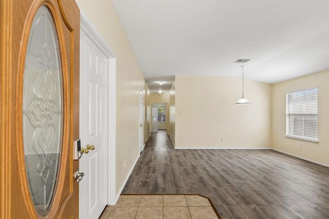 1512 Sweet Leaf LN, Pflugerville, TX 78660