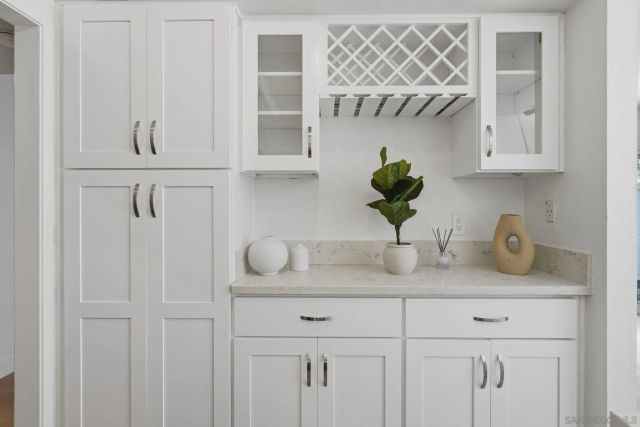 8067 Caminito Mallorca, La Jolla, CA 92037