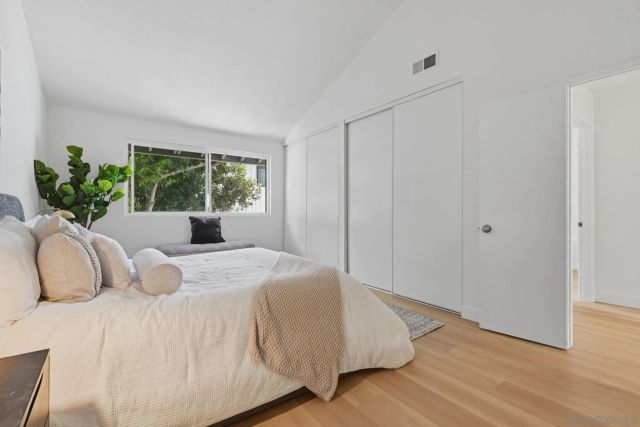 8067 Caminito Mallorca, La Jolla, CA 92037