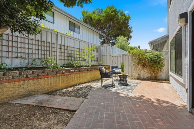 8067 Caminito Mallorca, La Jolla, CA 92037