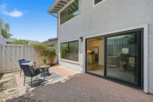 8067 Caminito Mallorca, La Jolla, CA 92037