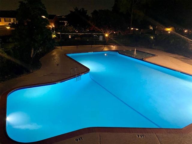 6434 Burgoyne Road 109, Houston, TX 77057