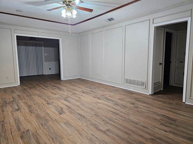 309 Christie Court, Irving, TX 75060