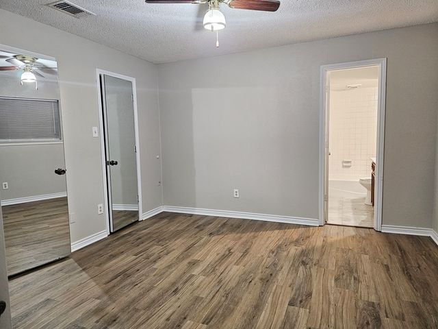 309 Christie Court, Irving, TX 75060