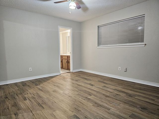 309 Christie Court, Irving, TX 75060