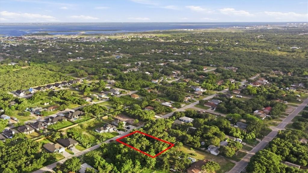 819 S 10TH, Aransas Pass, TX 78336 — photo 4
