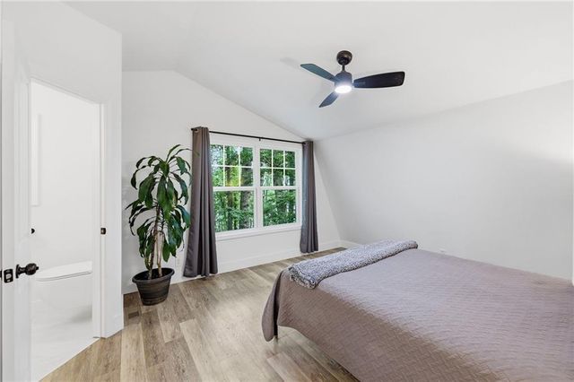6995 Lakeside Place, Gainesville, GA 30506