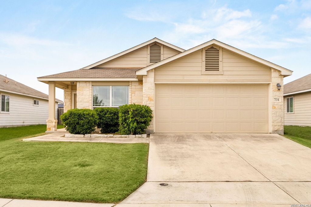 731 SPECTRUM DR, New Braunfels, TX 78130