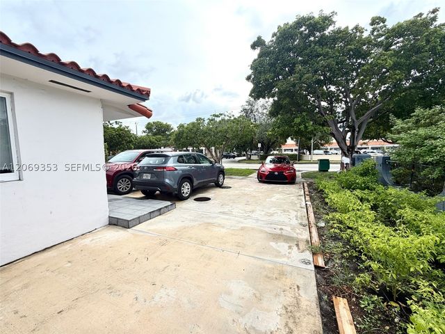 931 SW 82nd Ave 3, Miami, FL 33144