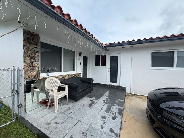 931 SW 82nd Ave 3, Miami, FL 33144
