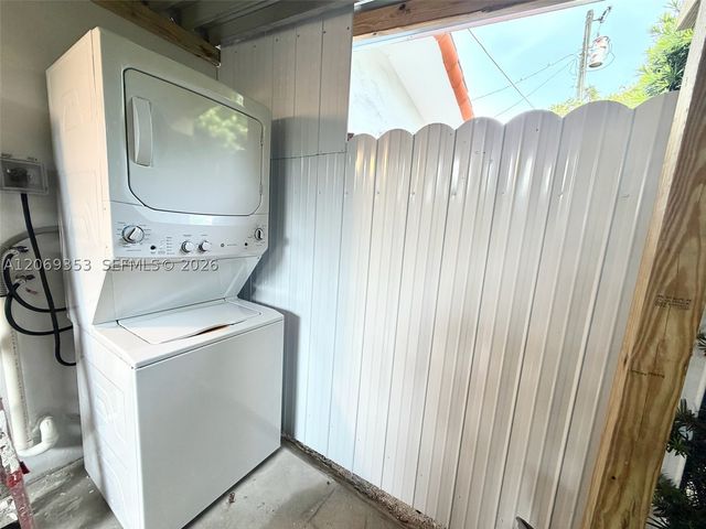 931 SW 82nd Ave 3, Miami, FL 33144