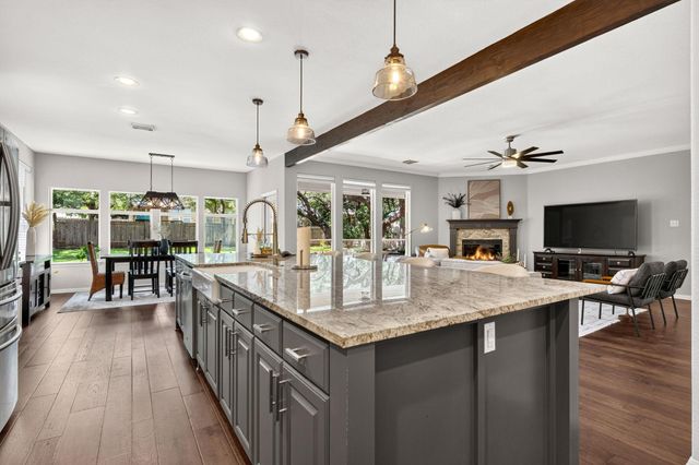 7732 Jaborandi DR, Austin, TX 78739