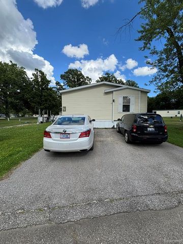 4101 S Sheridan, Lennon, MI 48449