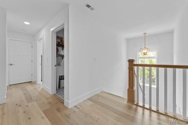 865 Fuhrmann Terrace, Glendale, MO 63122