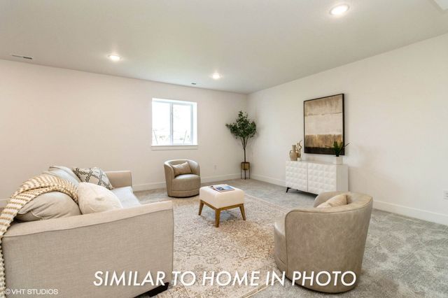 3153 NW Prescott Court, Grimes, IA 50111