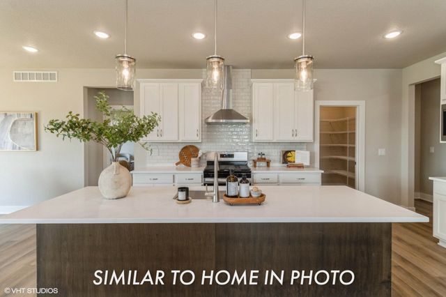 3153 NW Prescott Court, Grimes, IA 50111