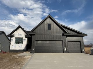 3153 NW Prescott Court, Grimes, IA 50111