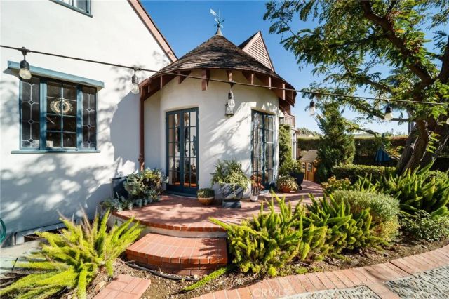 1447 N Euclid, Upland, CA 91786