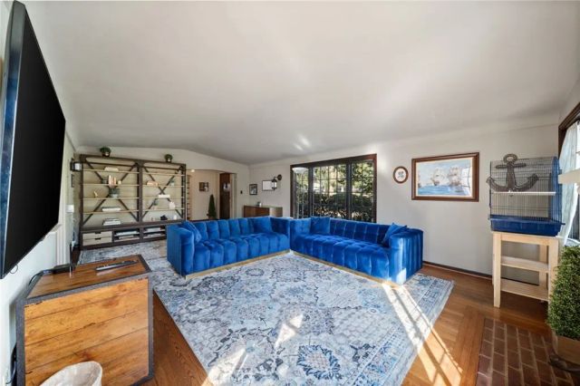 1447 N Euclid, Upland, CA 91786
