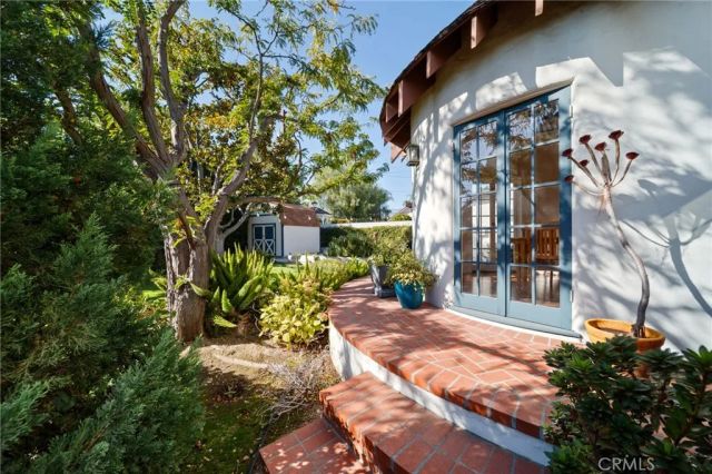 1447 N Euclid, Upland, CA 91786