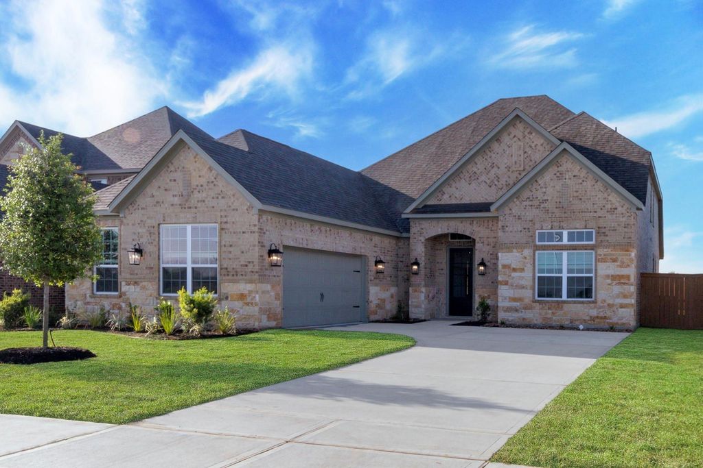 1915 June Lake Lane, Iowa Colony, TX 77583
