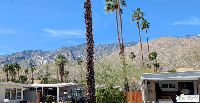 266 Araby Street, Palm Springs, CA 92264